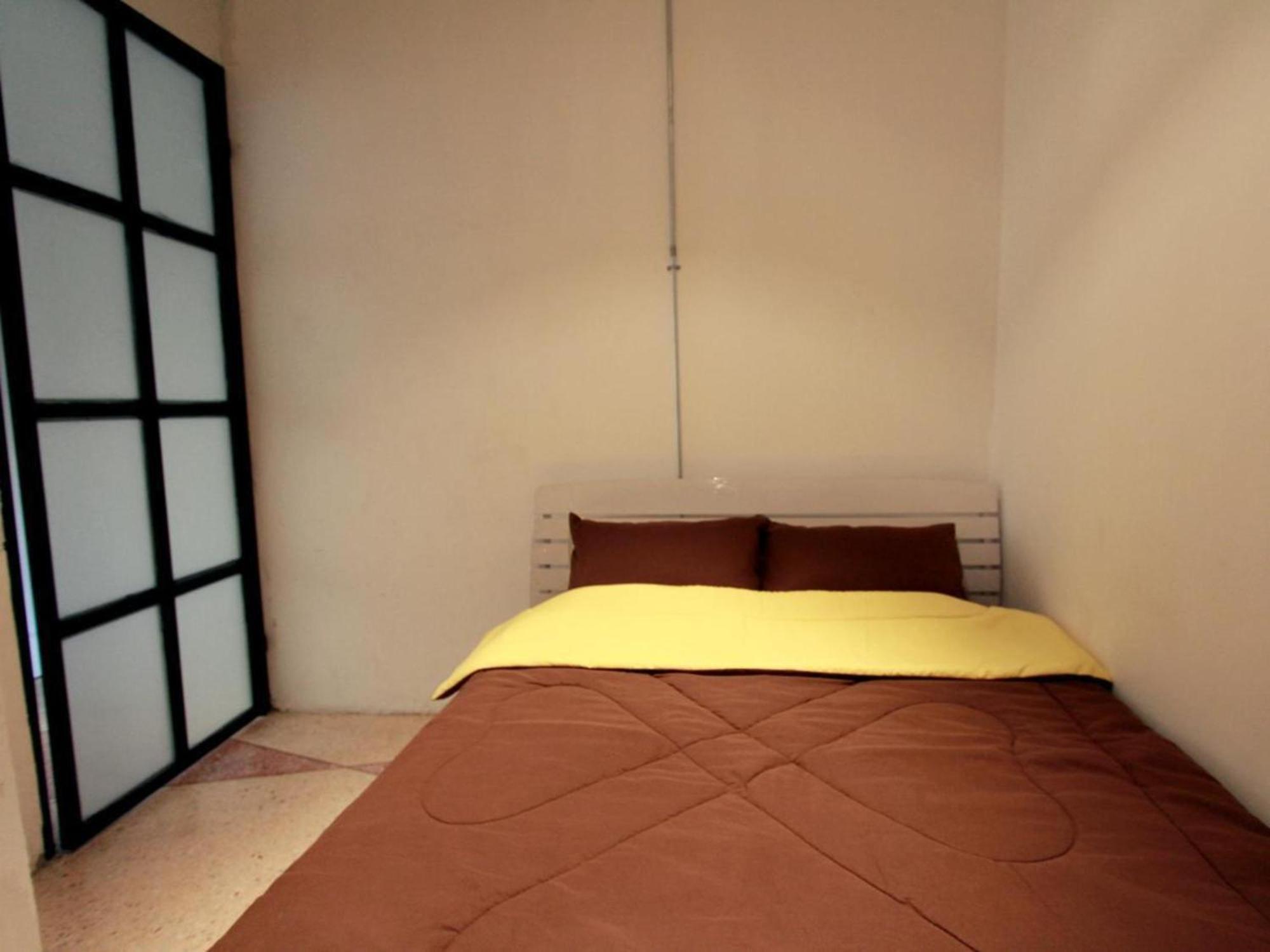 Bangkok Hub Hostel ภายนอก รูปภาพ